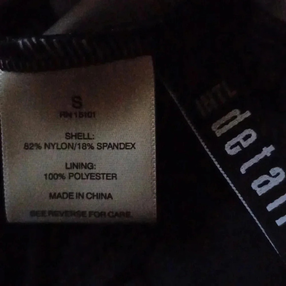 🌺New swimsuit top. - Picture 9 of 12